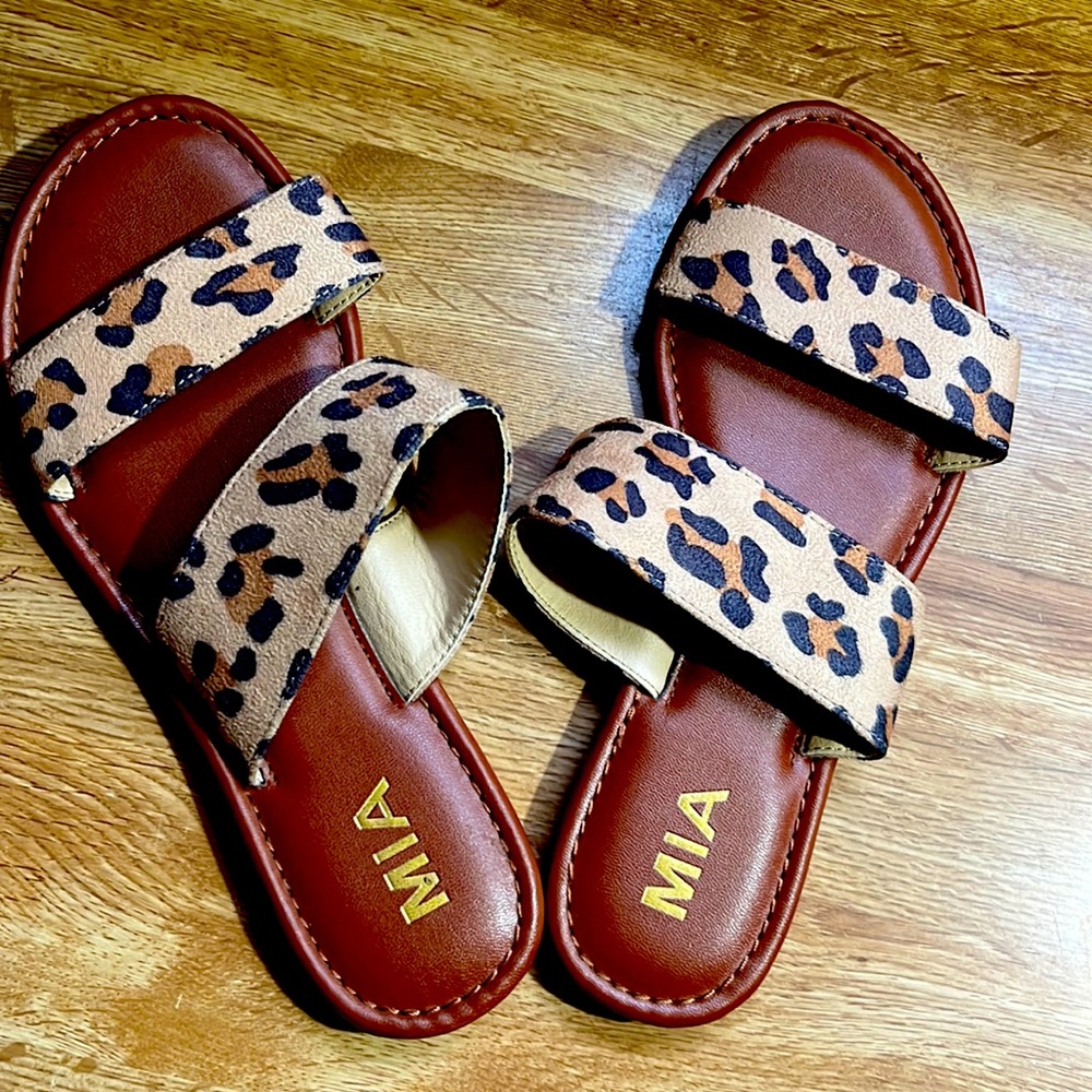 Mia sandals leopard
